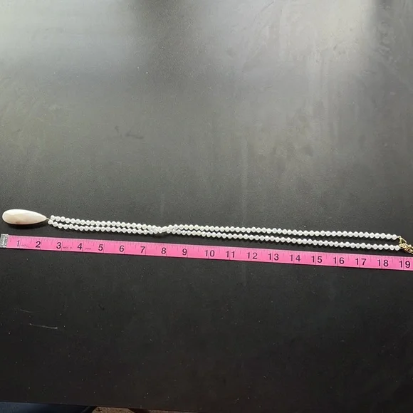 Beautiful stone and bead long pendant necklace - Picture 2 of 2